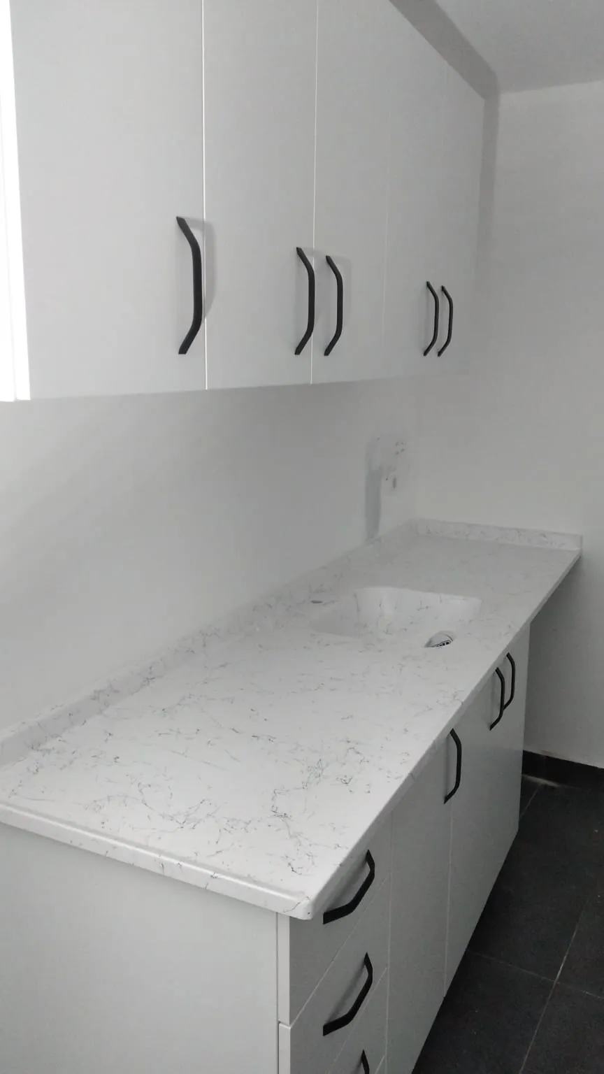 Hizmet Görseli: Vestiyer İmalatı ve Montajı